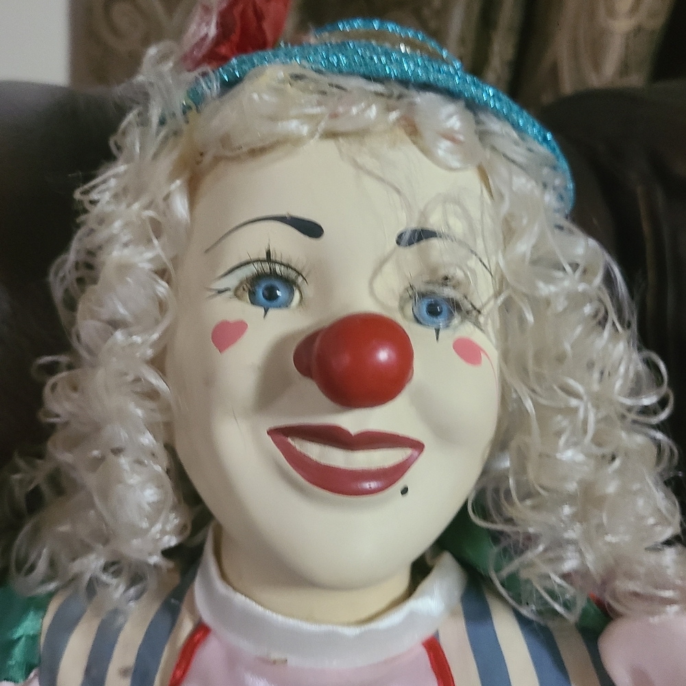 Pinky the clown
